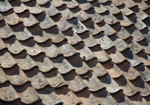 Removing debris from the roof: A Comprehensive Guide